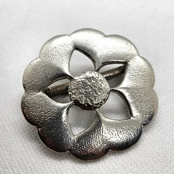 Ladycrow Silks Jewelry Ladycrow Silks Flower Shape Pewter
